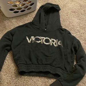 Cropped hoodie